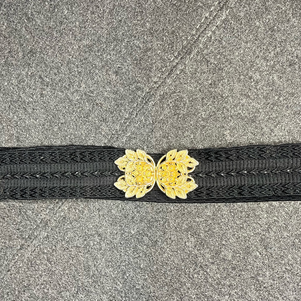 Vintage belt with golden hook buckle